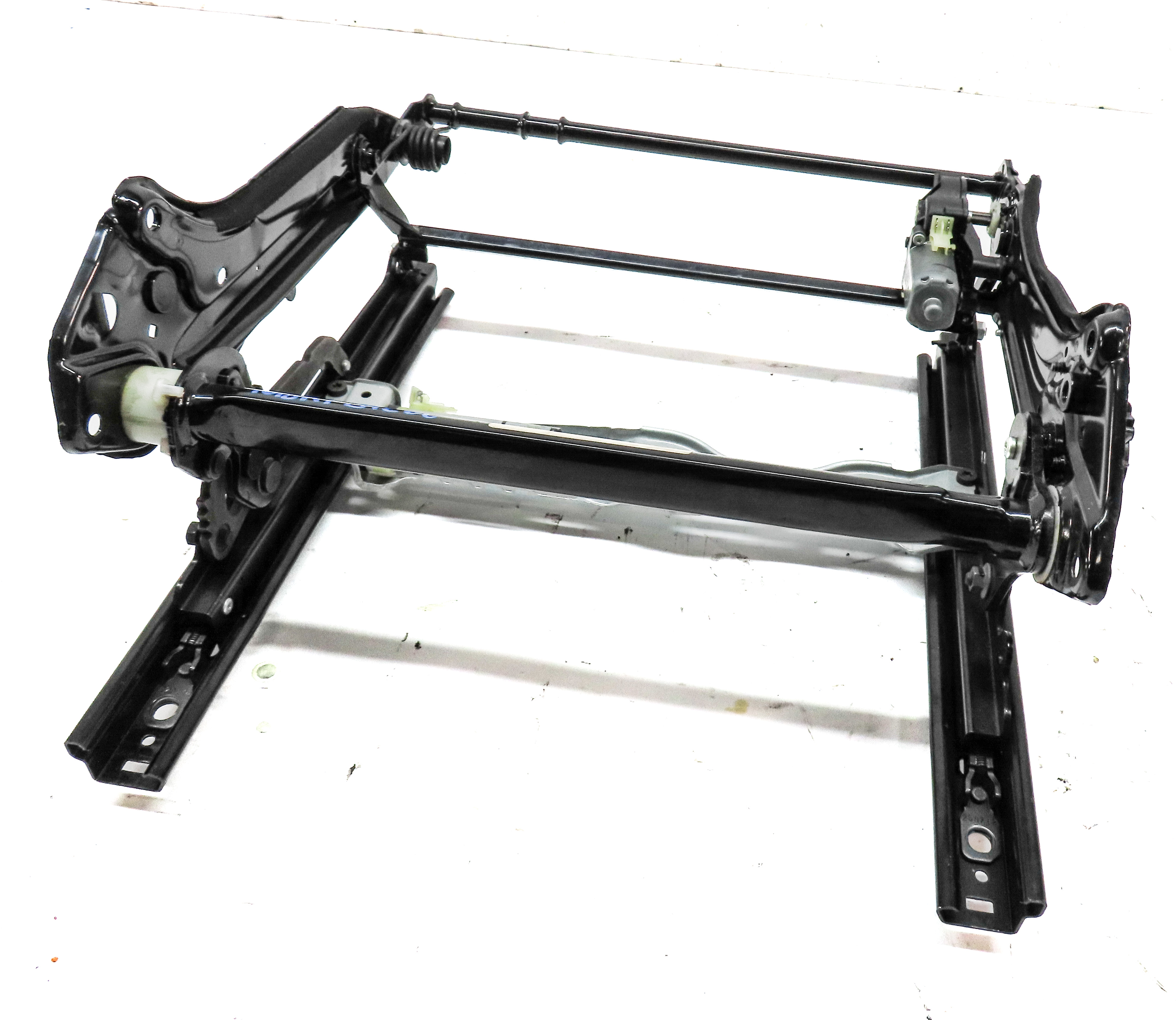 08-14 C CLASS W204 SEDAN FRONT RIGHT PASSENGER SEAT TRACK w/ ADJUST MOTORS — exact item pictured